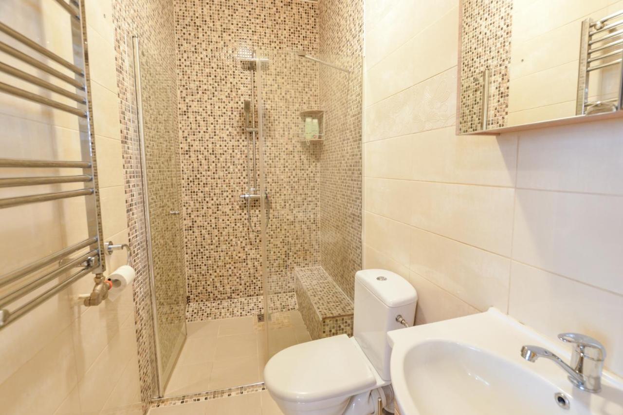 Courtyard Gallery Apartment With Free Parking Kaunas Ngoại thất bức ảnh